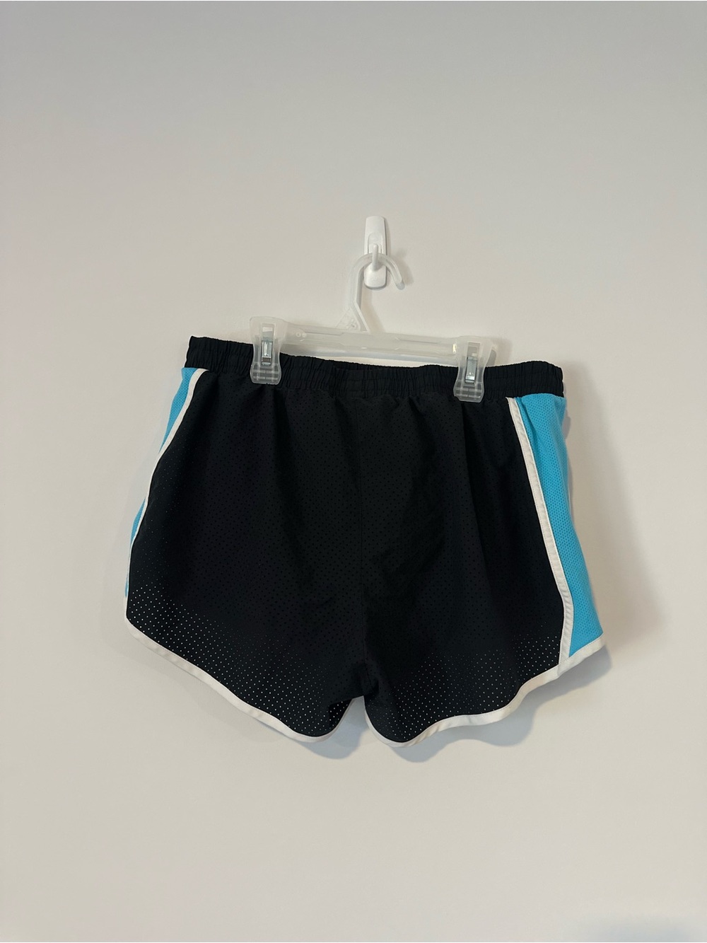 Under Armour Women’s Black Running Shorts Large Blue Mesh Athletic Activewea - Picture 4 of 11